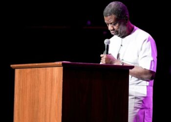 PICTORIAL: Adeboye, Others Grace Dunsin Oyekan’s ‘Outpouring’ Worship Experience In US