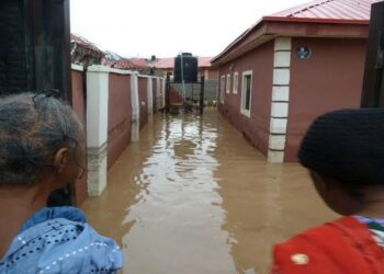 JUST-IN: Again, Flood Submerges Abuja’s Trademore Estate