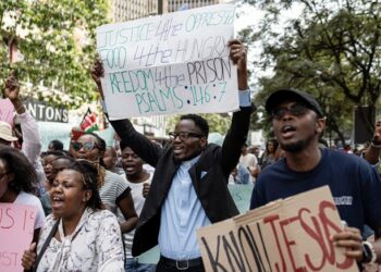 Protest: Kenyan President Withdraws Controversial Finance Bill