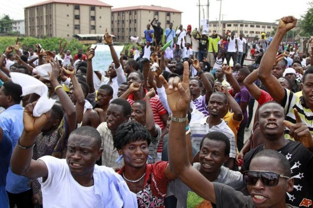 Group Faults UI's Threat To Punish Student Activists Over Protest 1 unilag students.protest