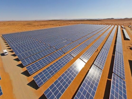 World’s Hottest Month: Stakeholders Advocate Renewable Energy Investment In Africa 1 12 Sola and African Rainbow Energy 3 555x416 1
