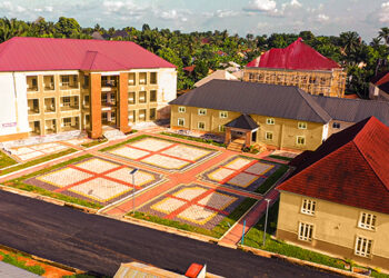 52,423 Candidates Jostle For Teaching Job In Oyo