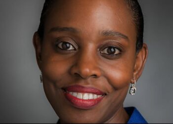 Chinua Achebe’s Daughter Maureen Receives Harvard Medical School Award