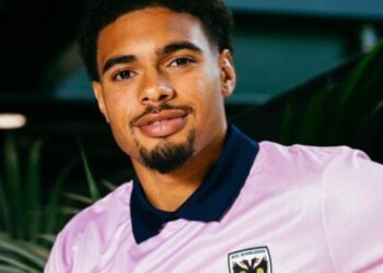English-born Nigerian Footballer Pen Deal With Wimbledon