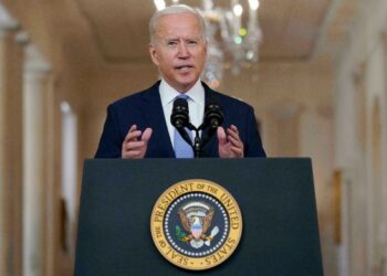 U.S. To Fast-track Visas For Graduates With Job Offers