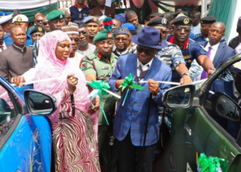 Wike Presents Vehicles To Security Agencies