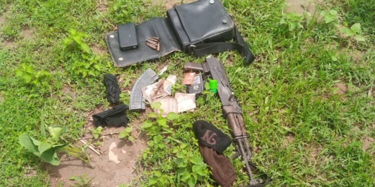 troops kill 2 terrorists