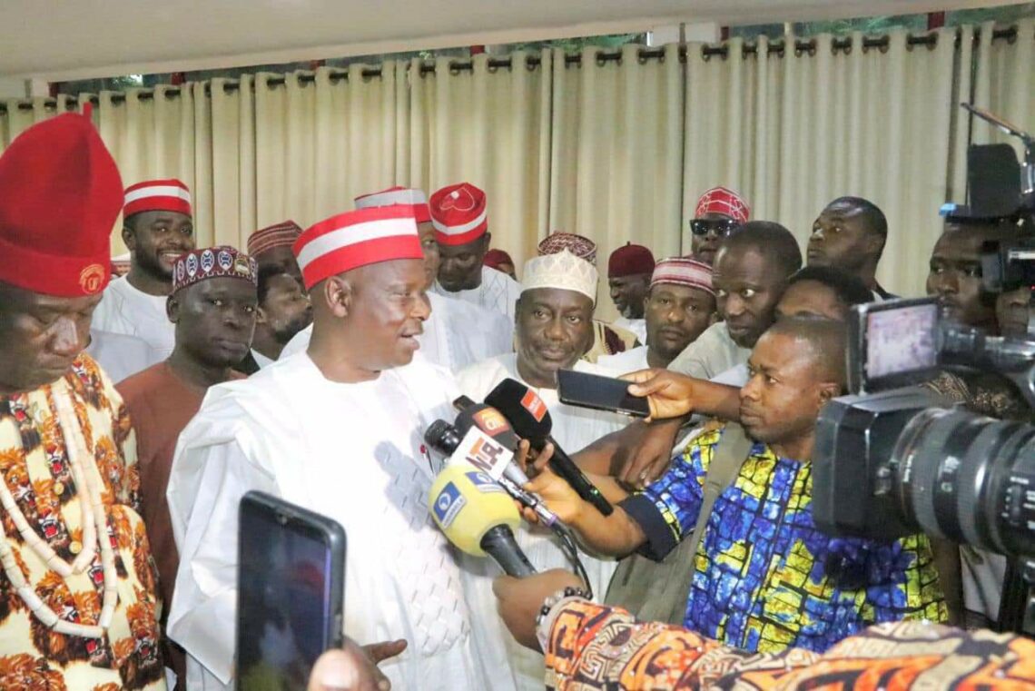 Pictorial Kwankwaso Unveils New Logo For Nnpp