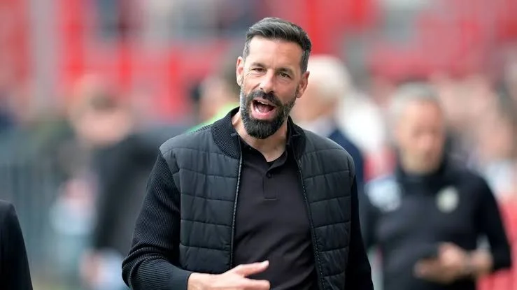 Man Utd Appoint Van Nistelrooy As Ten Hag Assistant 1 images 69