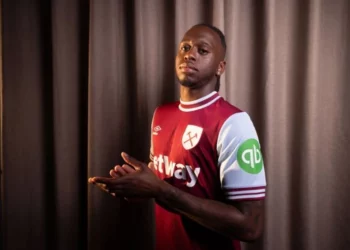 West Ham Sign Man Utd Defender, Wan-Bissaka For £15m