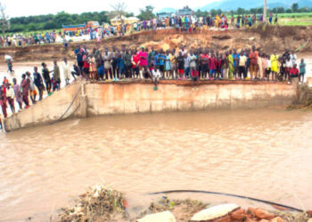 Agony As Collapsed Adamawa Bridge Turns Goldmine For Divers