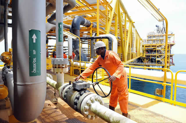 Naira Sales Of Crude Oil Yet To Begin – Refinery Operators 1 Crude oil