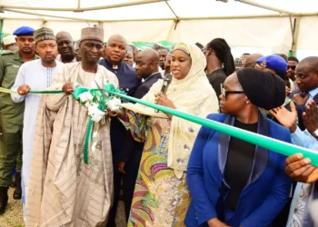 Minister Begins Fertiliser Distribution To FCT Farmers