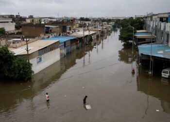 PICTORIAL: Flood Kills 28, Sack 24,000 From Homes In India