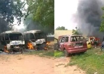 Protest: Youths Set 7 Cars Ablaze, Destroy LG Secretariat In Yobe