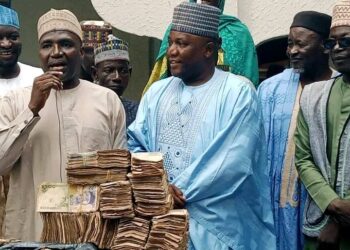 Senator Bomai Donates N20m, Cloths To Flood Victims In Yobe