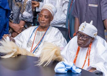 Olubadan Performs First Official Duty, Crowns Ladoja As Oba