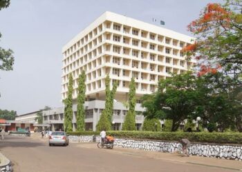 Military Disperses Protesters At Ahmadu Bello Varsity’s North Gate   