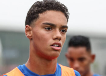 Ronaldinho’s Son, Mendes, Close In On Burnley Move
