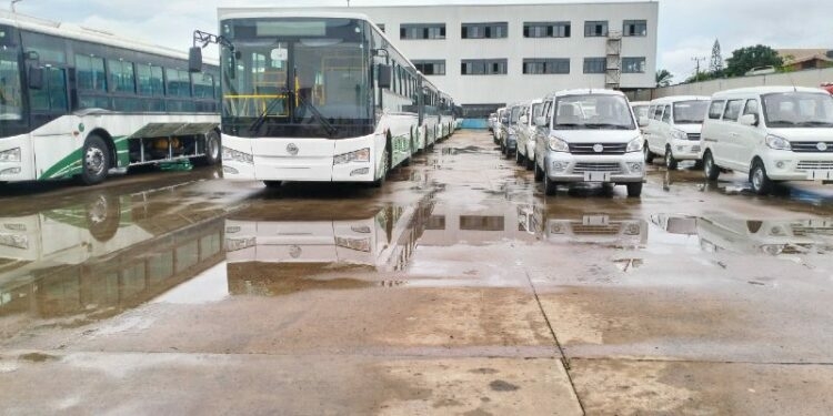 ‘NNPC CNG Buses To Ease Commuters’ Fare’ 1 CNG Buses
