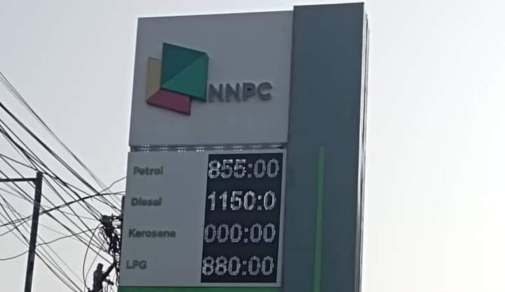 BREAKING: NNPCL 'Jerks Up' Petrol Pump Price To N855/Litre 1 FB IMG 1725367455563