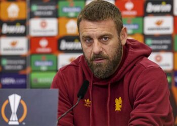 Roma Sack Manager De Rossi After Poor Start To Serie A Campaign