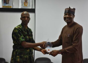 VON DG Visits Naval War College, Advocates Enhanced Military-Media Collaboration