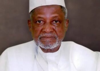 Dantata Sympathises with Zulum, Donates N1.5bn To Flood Victims