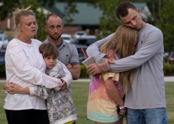 14-yr-old Student Kills 4, Injures 9 In U.S. School Shooting