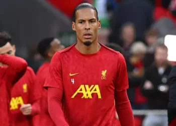 Van Dijk Confirms New Contract Talks With Liverpool