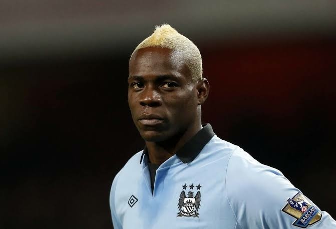 Balotelli Returns To Serie A, Signs For Genoa 1 Balotelli
