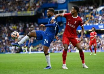 EPL: Liverpool Beat Chelsea To Keep Premier League Top Spot
