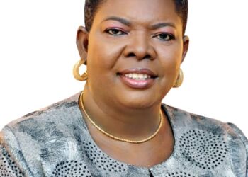 Oyo HoS, Siblings Launch Education Support Scheme In Memory Of Parents