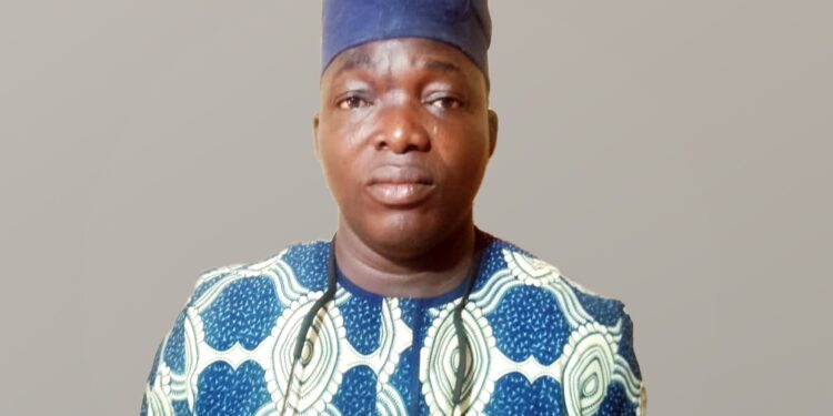 Mr Akeem Adekunle