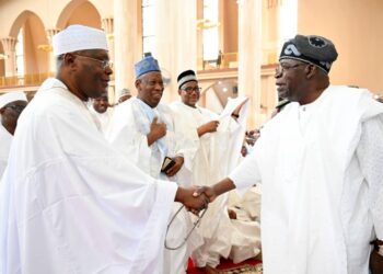 JUST-IN: Worshippers Excited As Tinubu, Atiku Meet Face-to-Face At Abuja Mosque After 20 Months