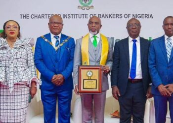 Wema Bank CEO Oseni Gets CIBN Fellowship Award 