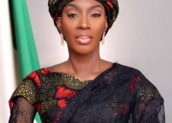 Presidential Aide Supports Indigent Mother With Kiosk, Others