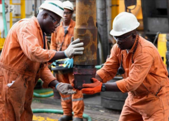 Nigeria’s Low Oil Production Threatens Local Refiners, Export Earnings