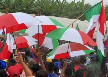 Edo Guber Poll: PDP Supporters Protest At INEC Office, Demand Reversal Of APC Victory