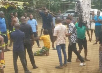 Hardship: Tenants Flog Calabar Landlord To Stupor For Stealing Food Items