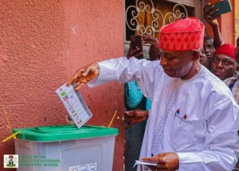 PICTORIAL: Gov Yusuf, Kwankwaso Cast Votes In Kano LG Elections