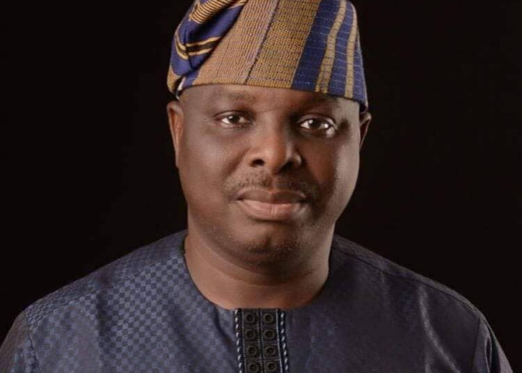 Hon. Olusola Fatoba