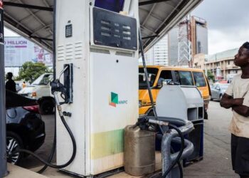 ‘Nigeria’s N7.6trn Annual Spend On Petrol, Generator Spread Emissions’