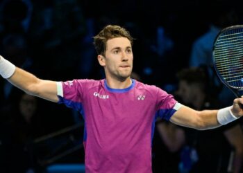 Ruud Stun Alcaraz In ATP Finals Opener