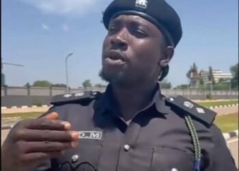 Police To Arraign Activist VeryDarkMan For ‘Impersonation’