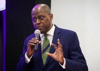 CBN Gov Tells Nigerians Not To ‘Japa’, Says Economic Reforms ’ll Address Current Challenges