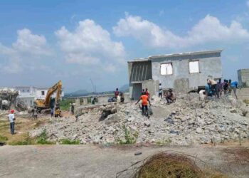 Demolition Victims Warn Against Unlawful Sale Of Abuja Estate Land