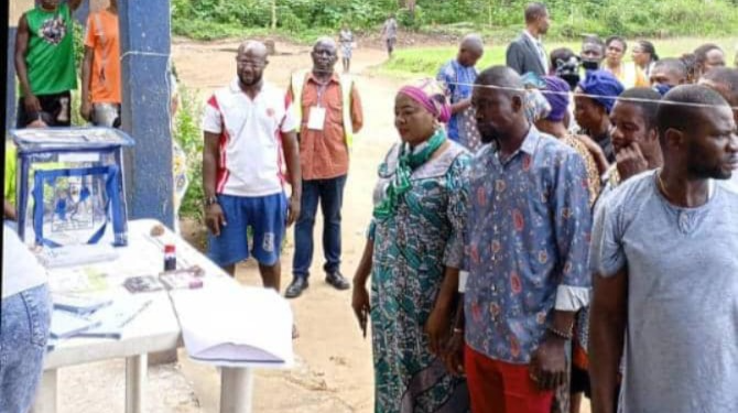 cross river lg polls
