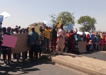 Bauchi Community Stages Protest Over Power Outage, Wants Supply Before Christmas 