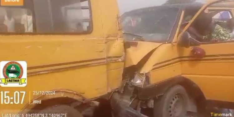 5 Rescued From Multiple Accident In Lagos